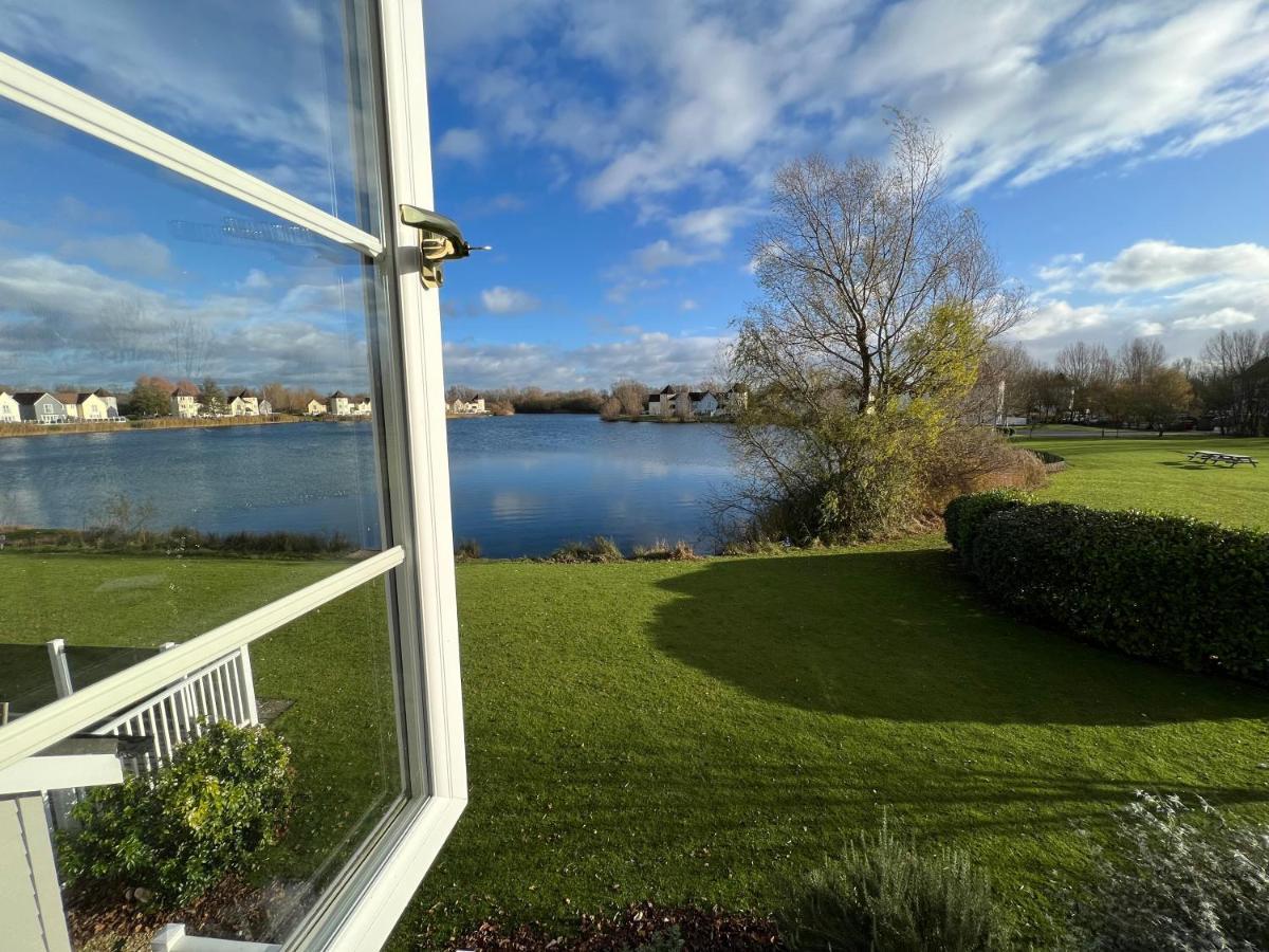 Barnsley, Turret House Windrush Lake Саут-Керни Экстерьер фото
